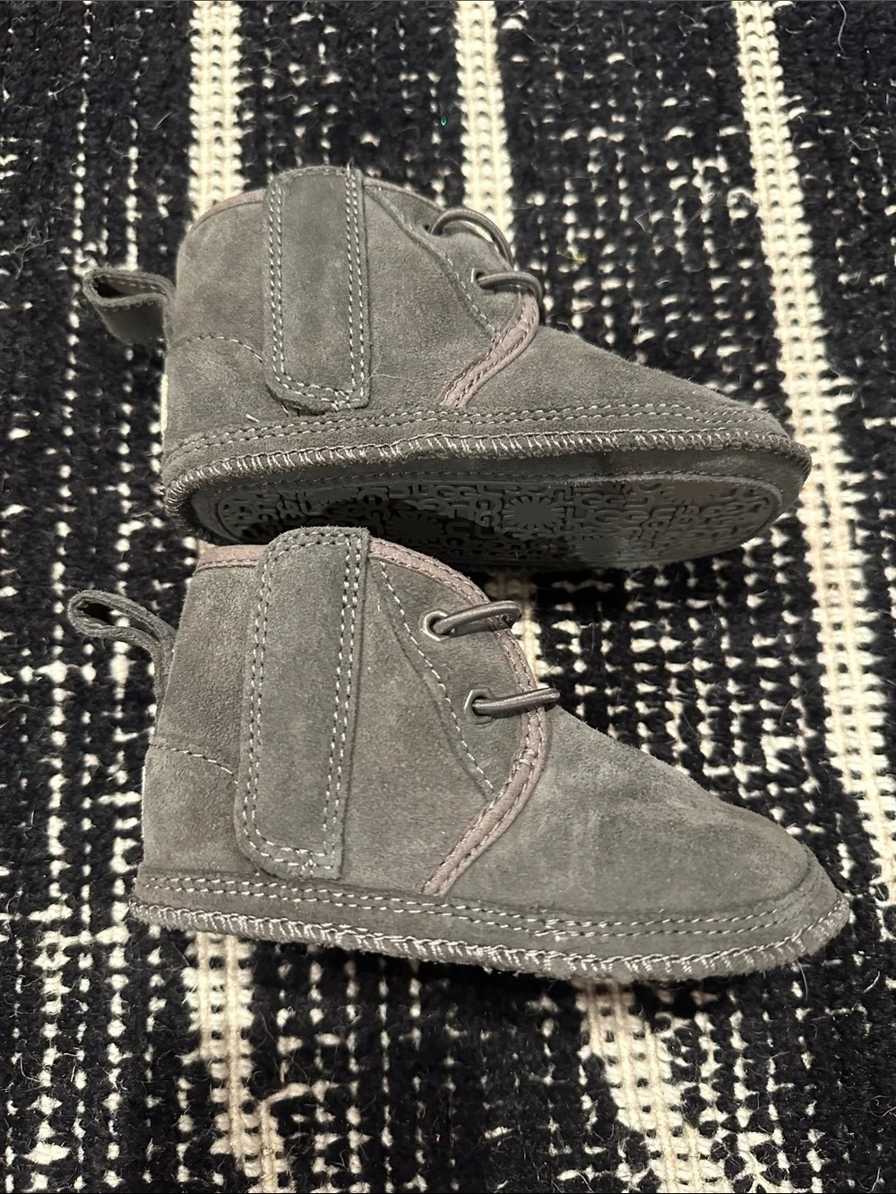 UGG Baby Booties / Crib Shoes